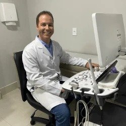 Dr. Thiago Augusto, cardiologista e ecografista